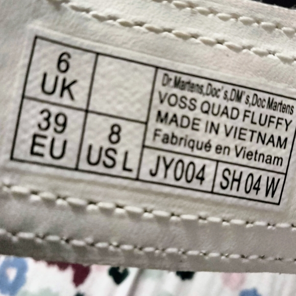 Dr. Martens Voss Quad Fluffy size 8L - Picture 14 of 16
